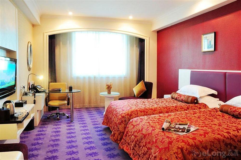 Beijing Zhongyu Century Grand Hotel Exterior photo