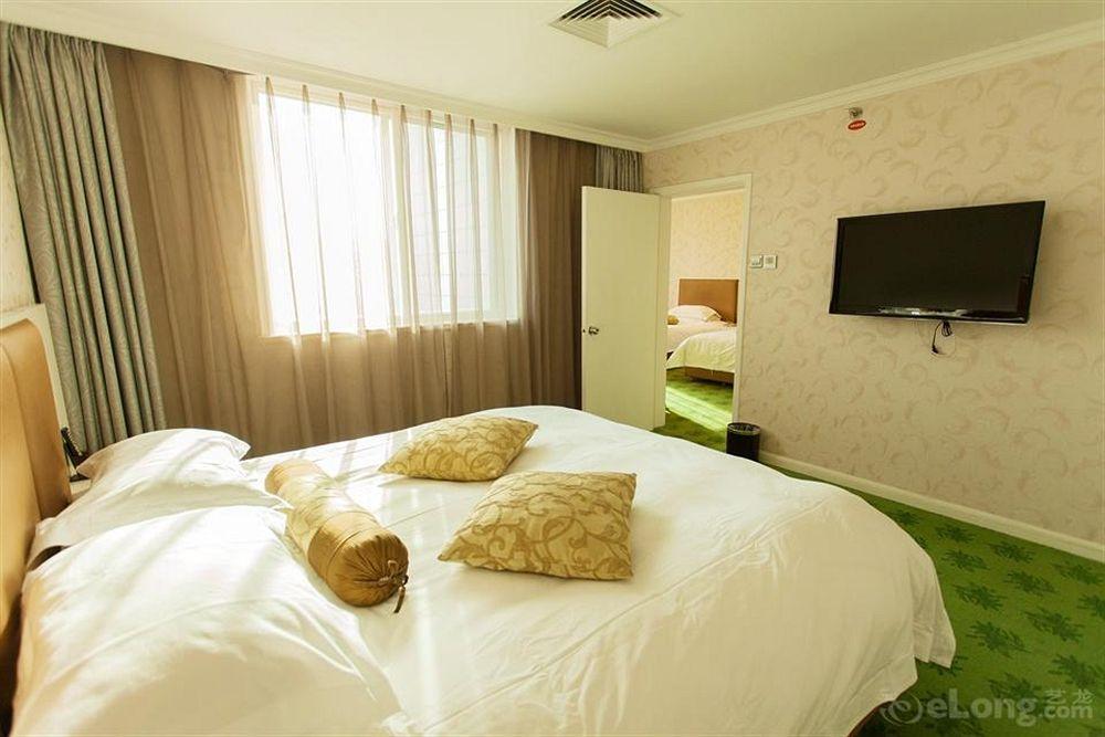 Beijing Zhongyu Century Grand Hotel Exterior photo